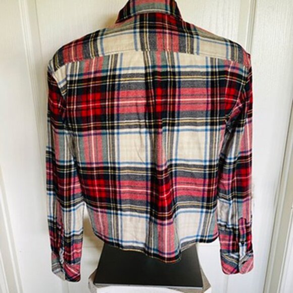 Gap Cropped Plaid Flannel Long Sleeve Shirt - Picture 6 of 16